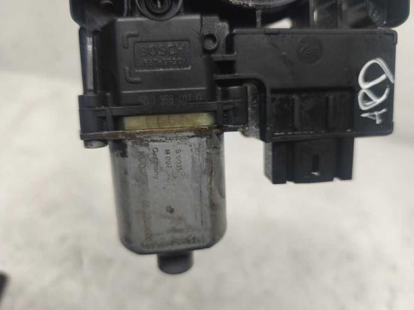 MOTEUR LEVE VITRE ARRIERE DROIT VW - Vue 2